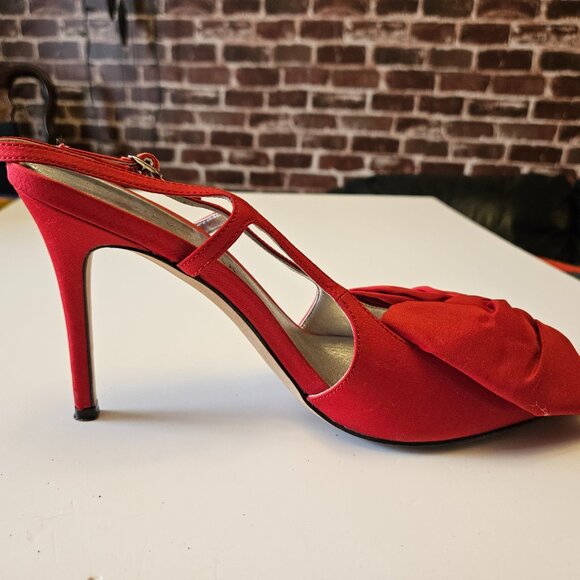 Kate Spade New York Slingback Pointed Toe Pump In Cherry Rouge Size 8B - Picture 11 of 16
